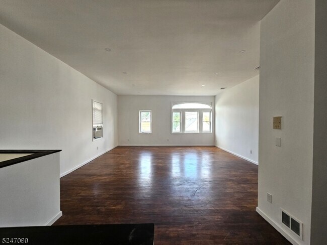Foto del edificio - 23 Anderson St