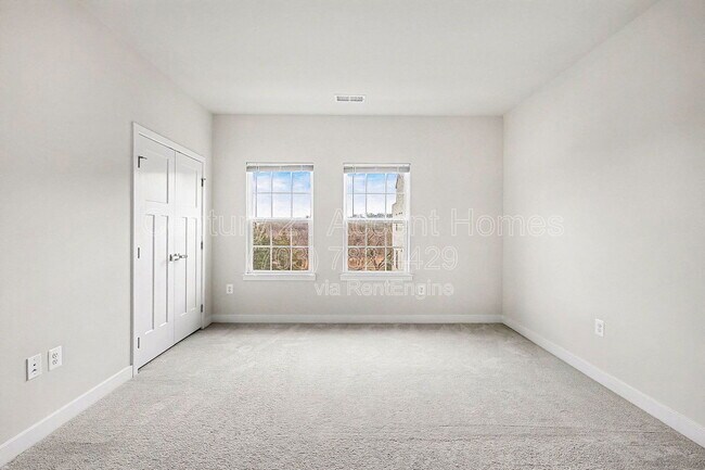 Foto del edificio - 2654 Jetstream Rd