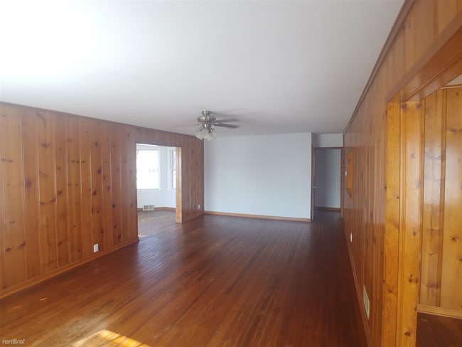 Building Photo - 3 br, 2 bath House - 37924 N Watts Ave