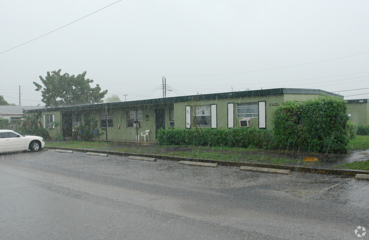 Primary Photo - Our Community Apartments at Collins