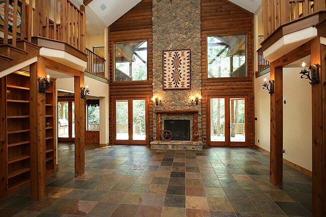 Building Photo - 28773 Woodsong tr