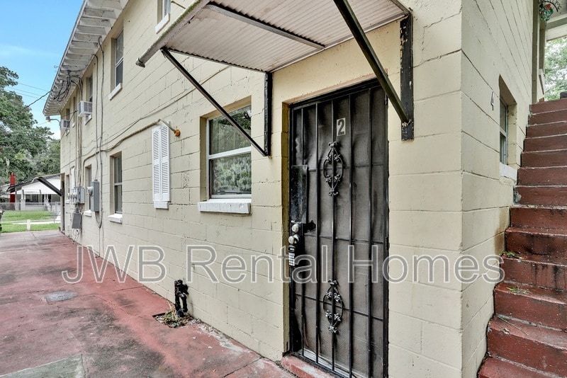 Primary Photo - 1530 W 21st St