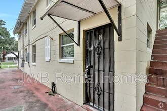 Building Photo - 1530 W 21st St