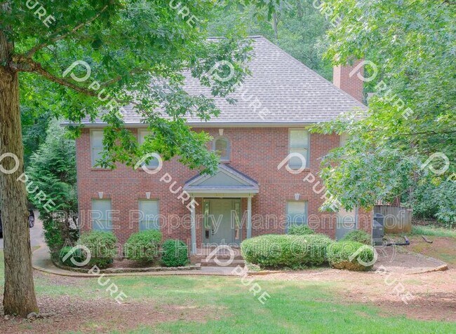 Foto del edificio - 2411 Oakwood Ave NE
