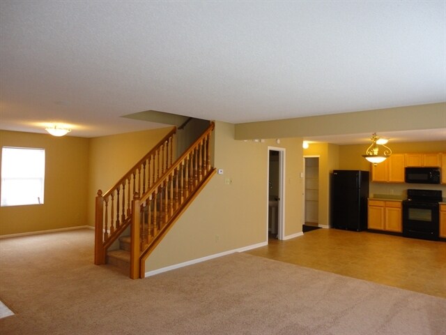 Building Photo - 8624 Centenary Dr