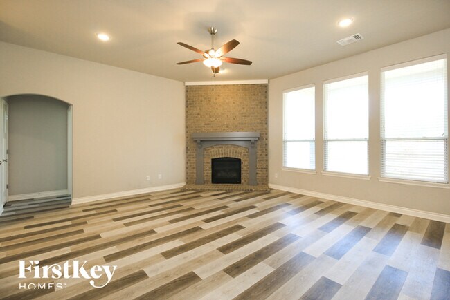 Building Photo - 1633 SW 157th St