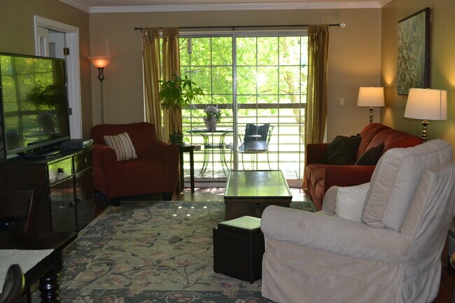 Sala de estar - 380 Hildred Dr