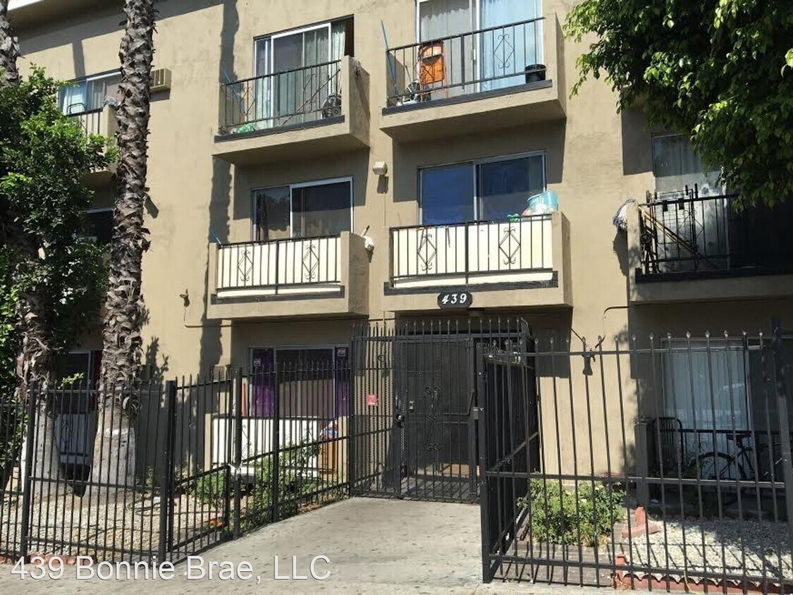 Building Photo - 439 S Bonnie Brae St