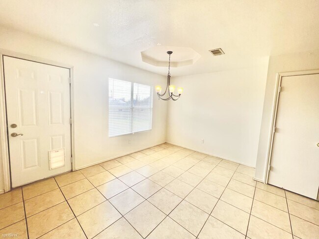 Building Photo - 3 br, 2 bath House - 3320 Viewcrest Dr