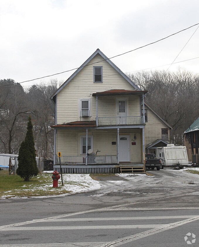 223 S Main St, Gloversville, NY 12078 Apartments in Gloversville, NY