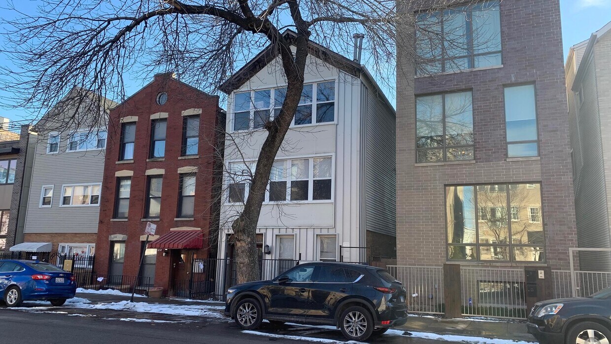 Foto principal - 1239 W Ohio St