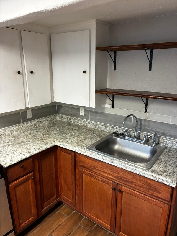 Building Photo - 5057 San Juan Ave