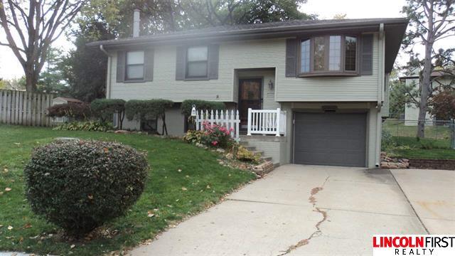 Primary Photo - 3821 Raspberry Cir