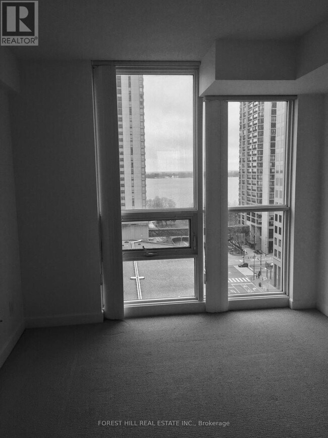 Building Photo - 1311 Bay St.