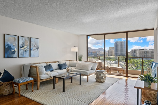 Building Photo - 1860 Ala Moana Blvd