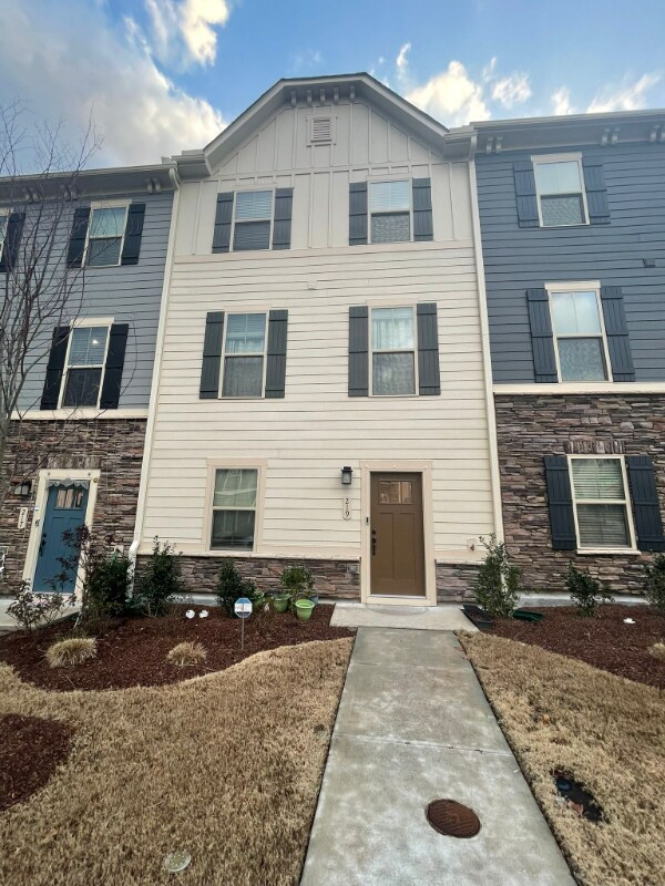 219 Timber Forest Ln, Cary, NC 27519 Townhouse for Rent in Cary, NC