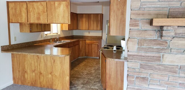Foto del edificio - 515 Parkway Dr.  - Whitefish Four Bedroom ...