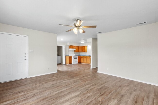 Foto del edificio - 101-103 Lockhart St