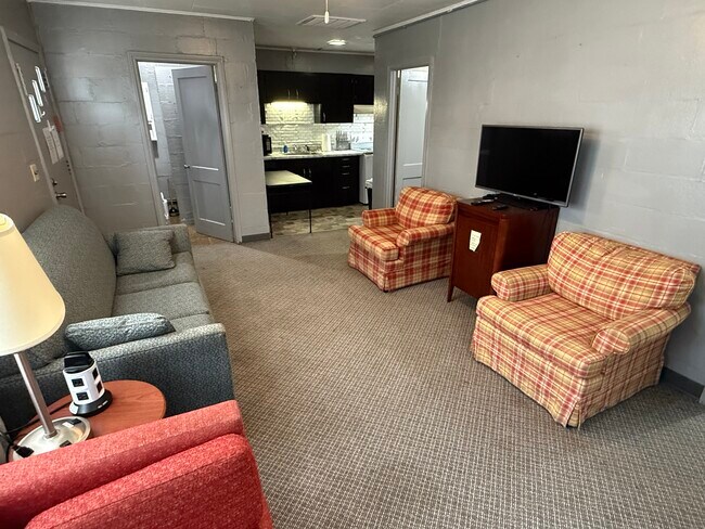 Foto del edificio - 242 N Worthy St