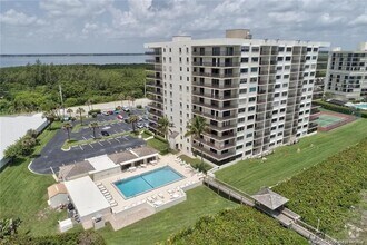 Building Photo - 10044 S Ocean Dr
