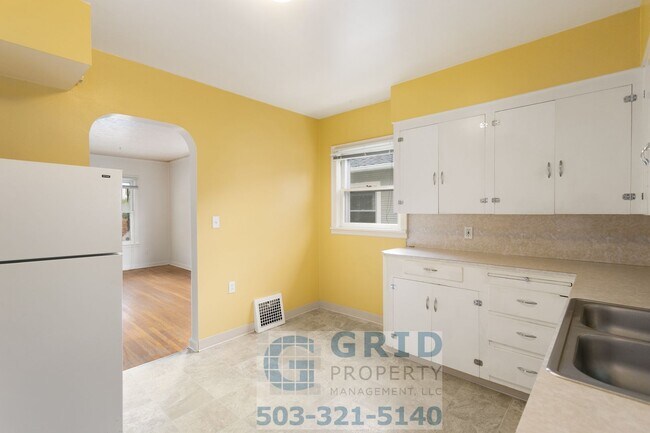 Foto del edificio - Charming 2 Bedroom Available in Popular N Kenton Neighborhood!