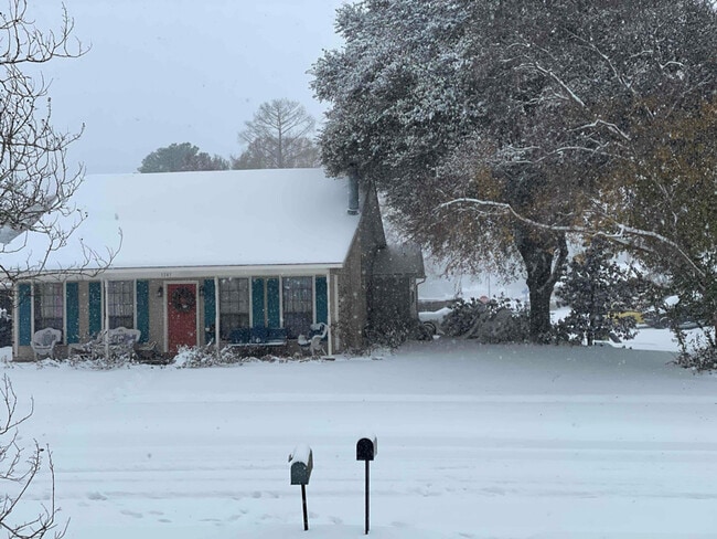 Photo - 1345 Bullrush Dr House