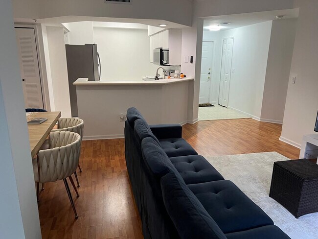 Foto del edificio - 3205 NE 184th St