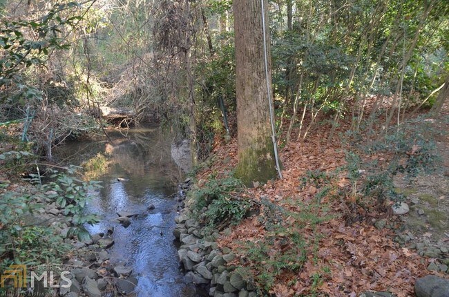 Building Photo - 3203 Lenox Rd NE