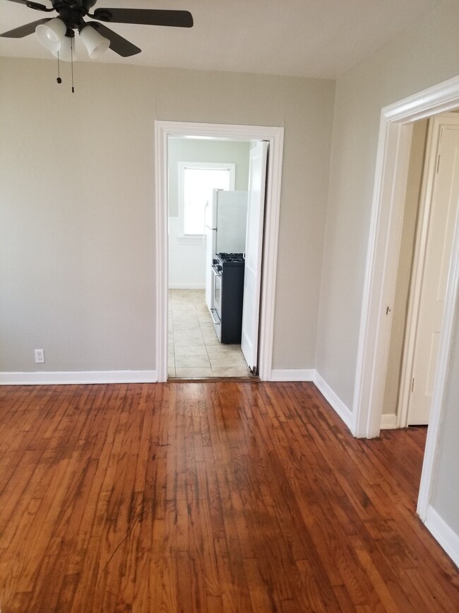 Dining Area - 1310 6th St