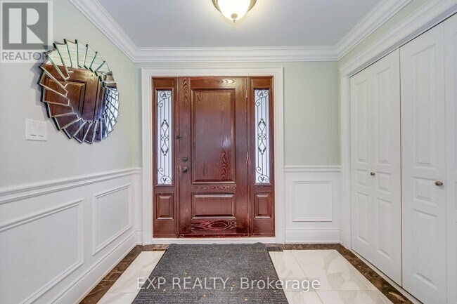 Photo du bâtiment - 1135 Montrose Abbey Dr