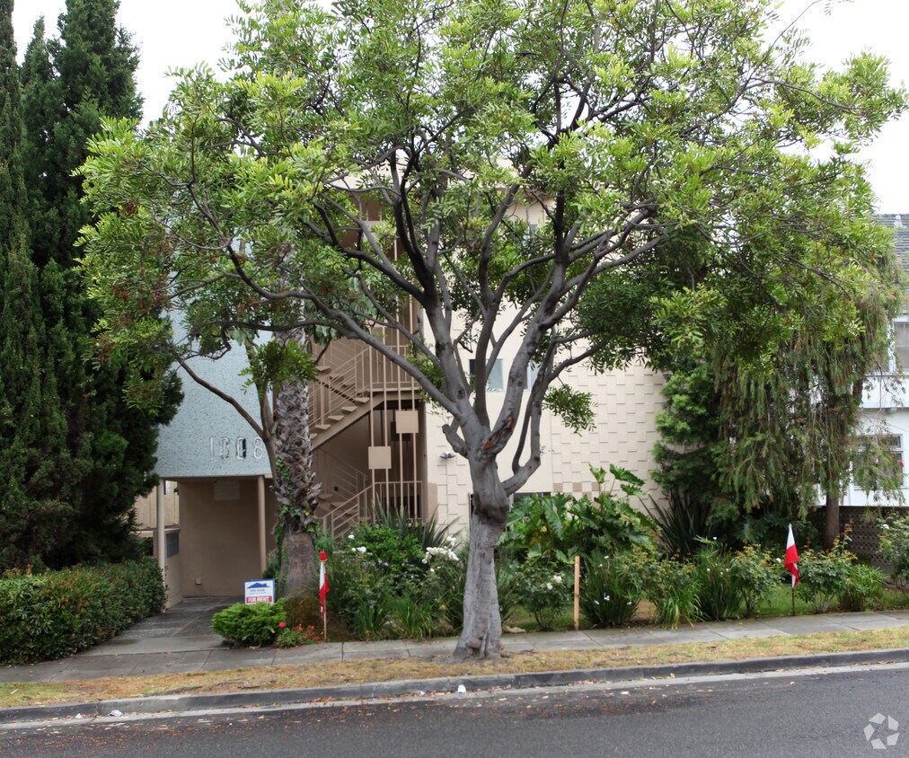 Primary Photo - 1008 7th St