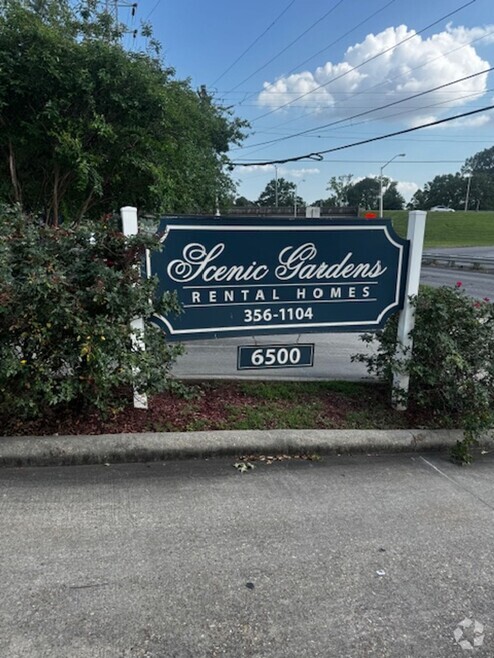 Building Photo - Scenic Gardens Estates