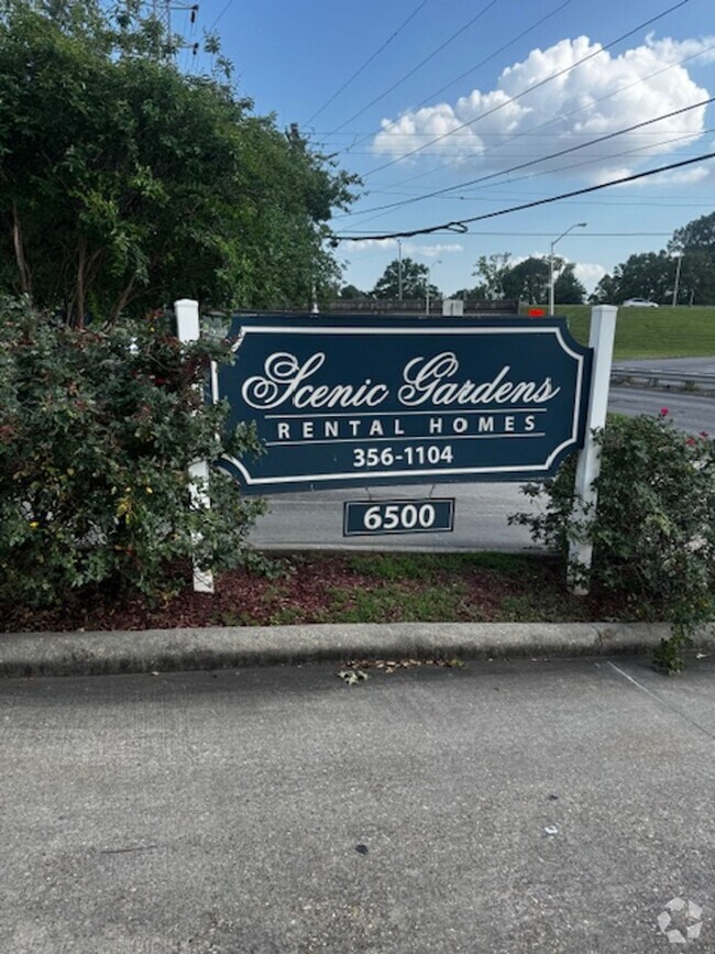 Building Photo - Scenic Gardens Estates