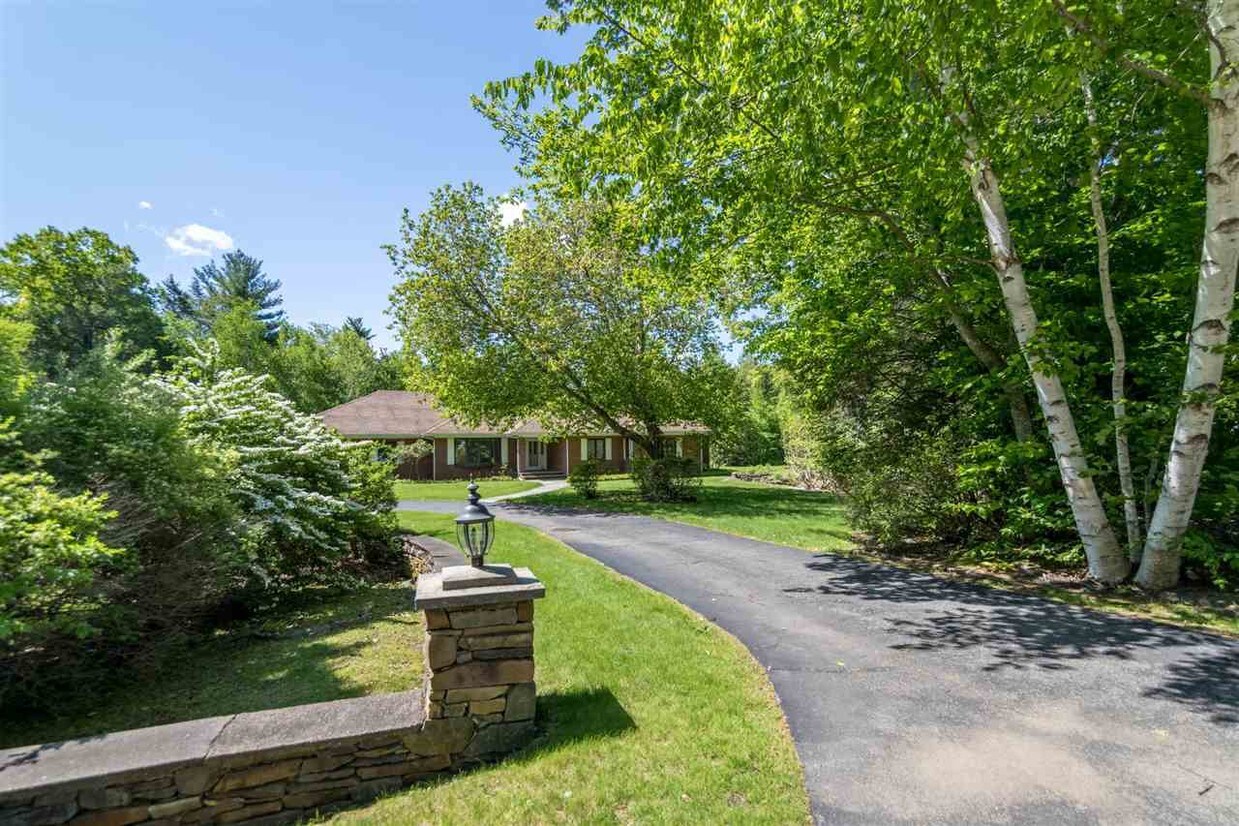Primary Photo - 14 Bradley Ln