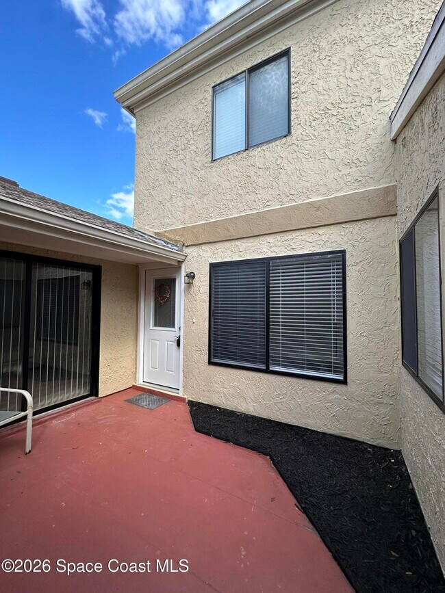 Foto del edificio - 1431 Sheafe Ave NE