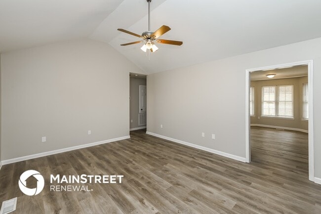Foto del edificio - 1221 Moss Acres Ct