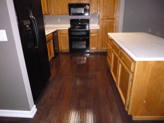 Building Photo - 3 bedroom house in Wheatland