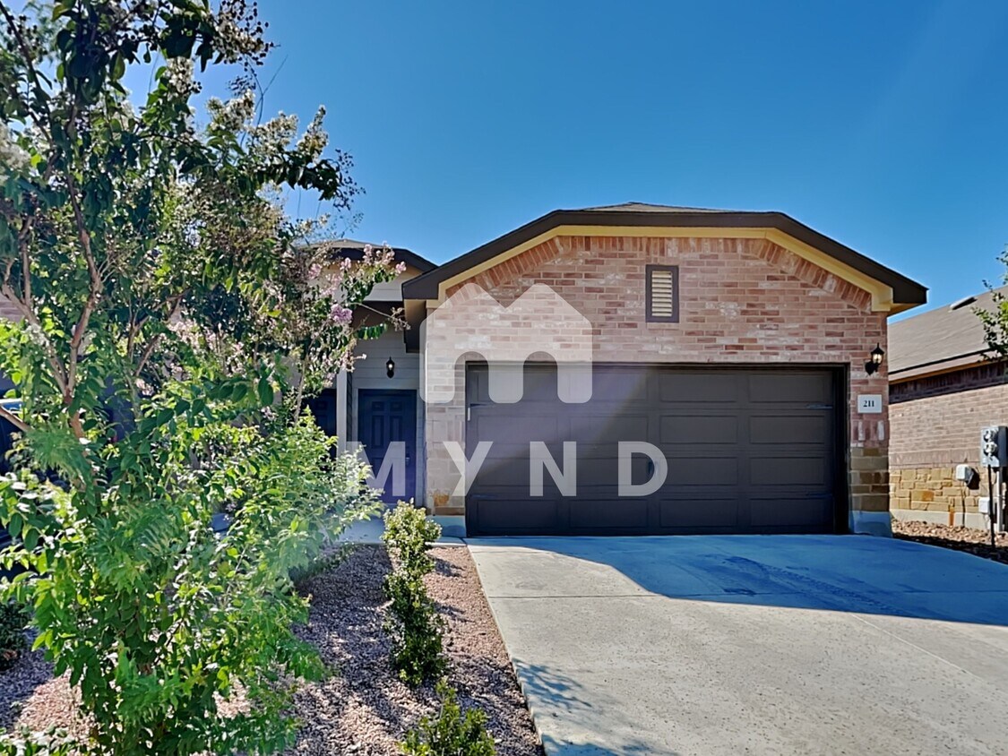 Foto principal - 211 Ragsdale Way
