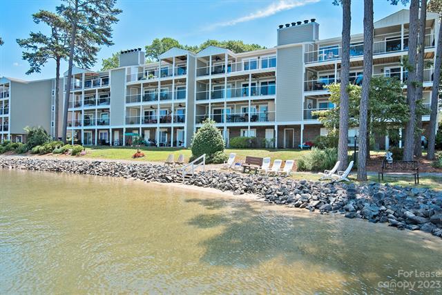 Building Photo - 20367 Harborgate Ct