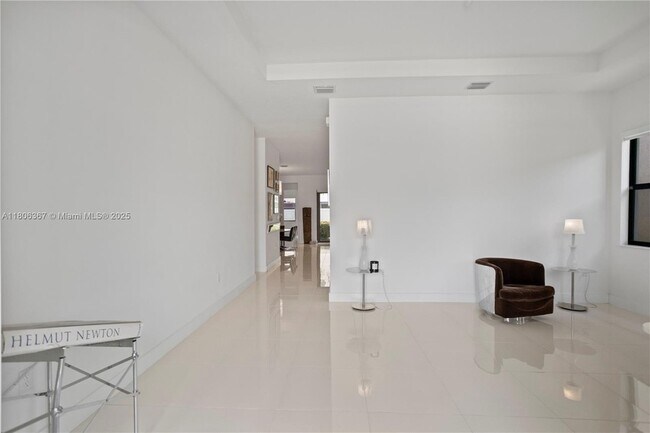 Building Photo - 4407 SW 175th Ave