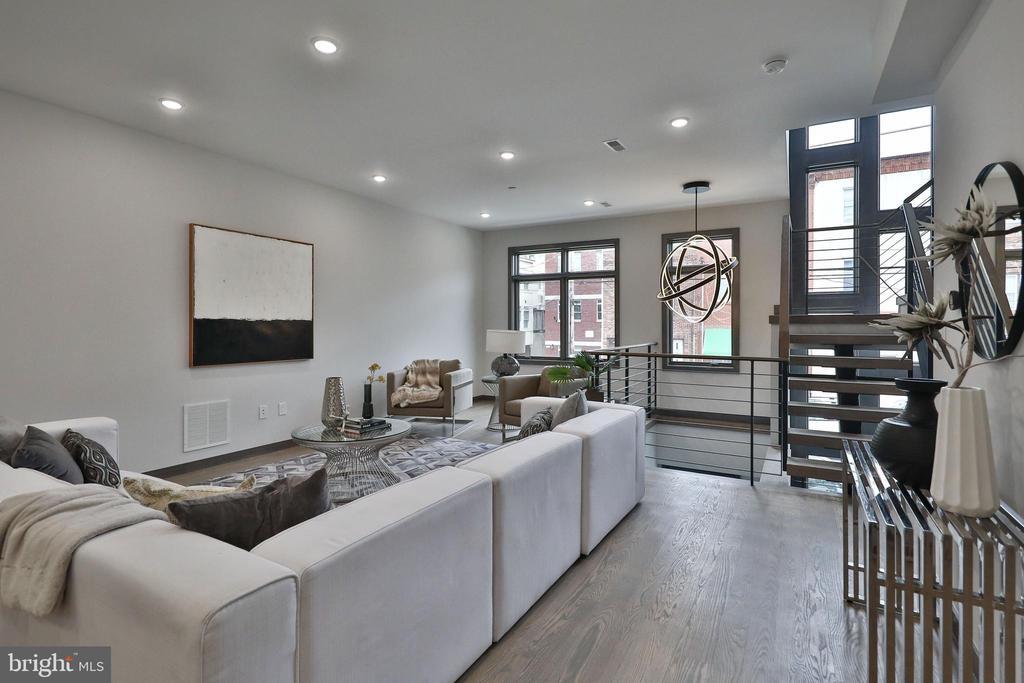 Foto principal - 1024 Christian St