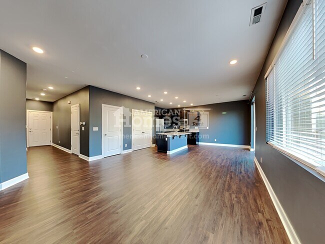 Foto del edificio - 18507 18th Avenue East