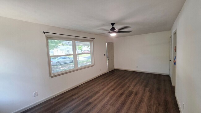Foto del edificio - 2026-2028 S Fairway Ave