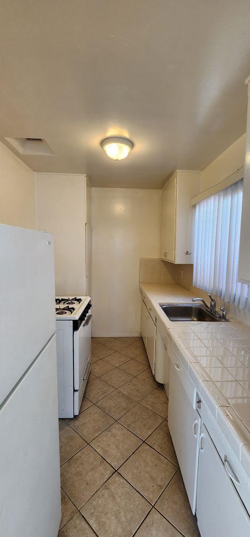Building Photo - Charming 1bdr unit in heart of Normal Heights