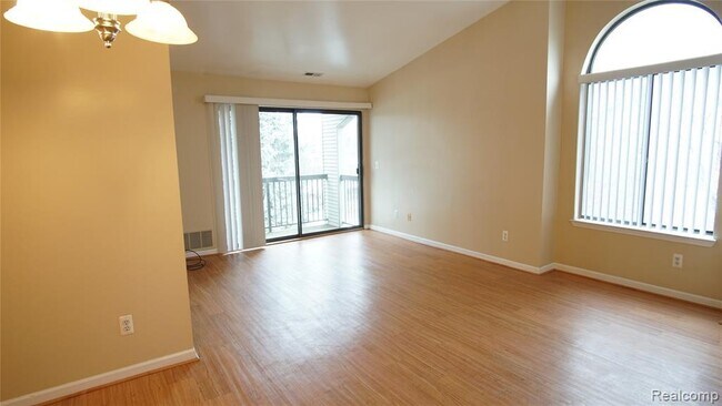 Foto del edificio - 42810 Lilley Pointe Dr