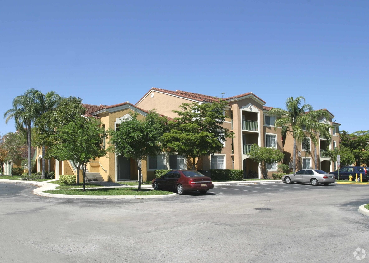 The Enclave At Miramar Apartments in Miramar, FL