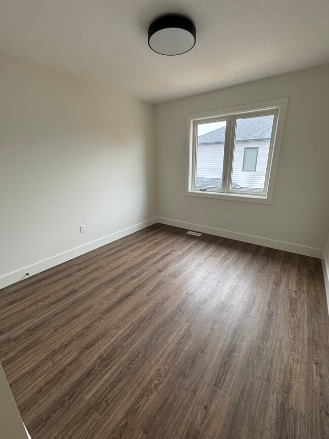 Building Photo - Beautiful  new build in St Thomas availabl...