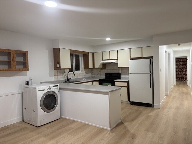 Photo du bâtiment - 2215 E 51st Ave