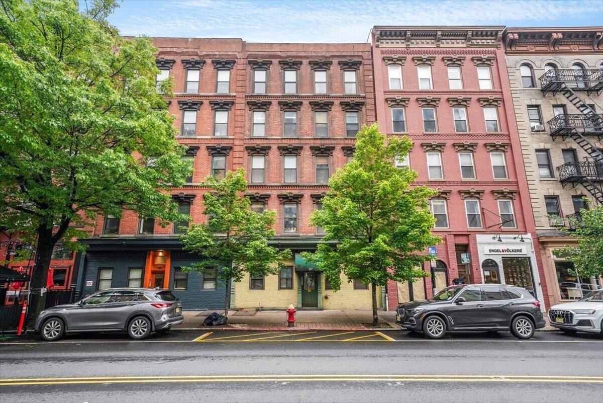 Primary Photo - 157 14th St