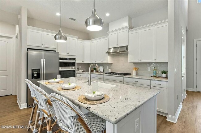 Building Photo - 143 Liberty Bell Rd